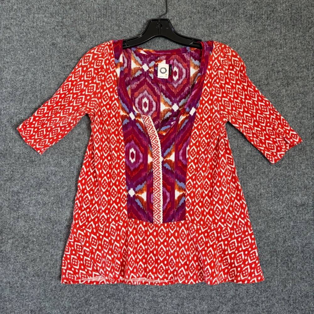 Akemi + Kin Tunic Top Womens XS Red Mixed Media Geometric Ikat Boho Split Neck